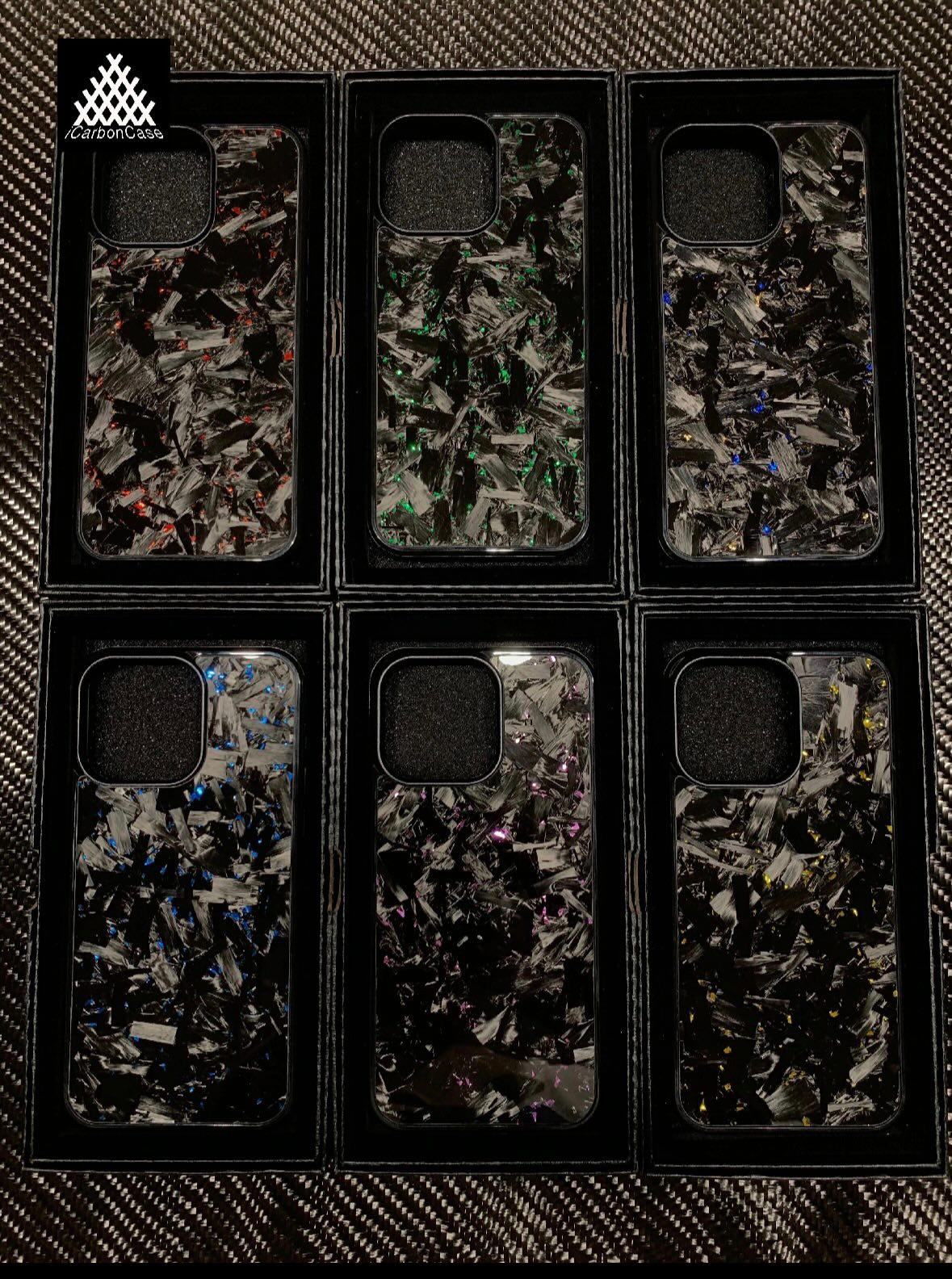 Custodia in Vera Fibra di Carbonio Forgiata per Apple AirPods Pro (1ª, 2ª e 3ª Generazione) e AirPods 4